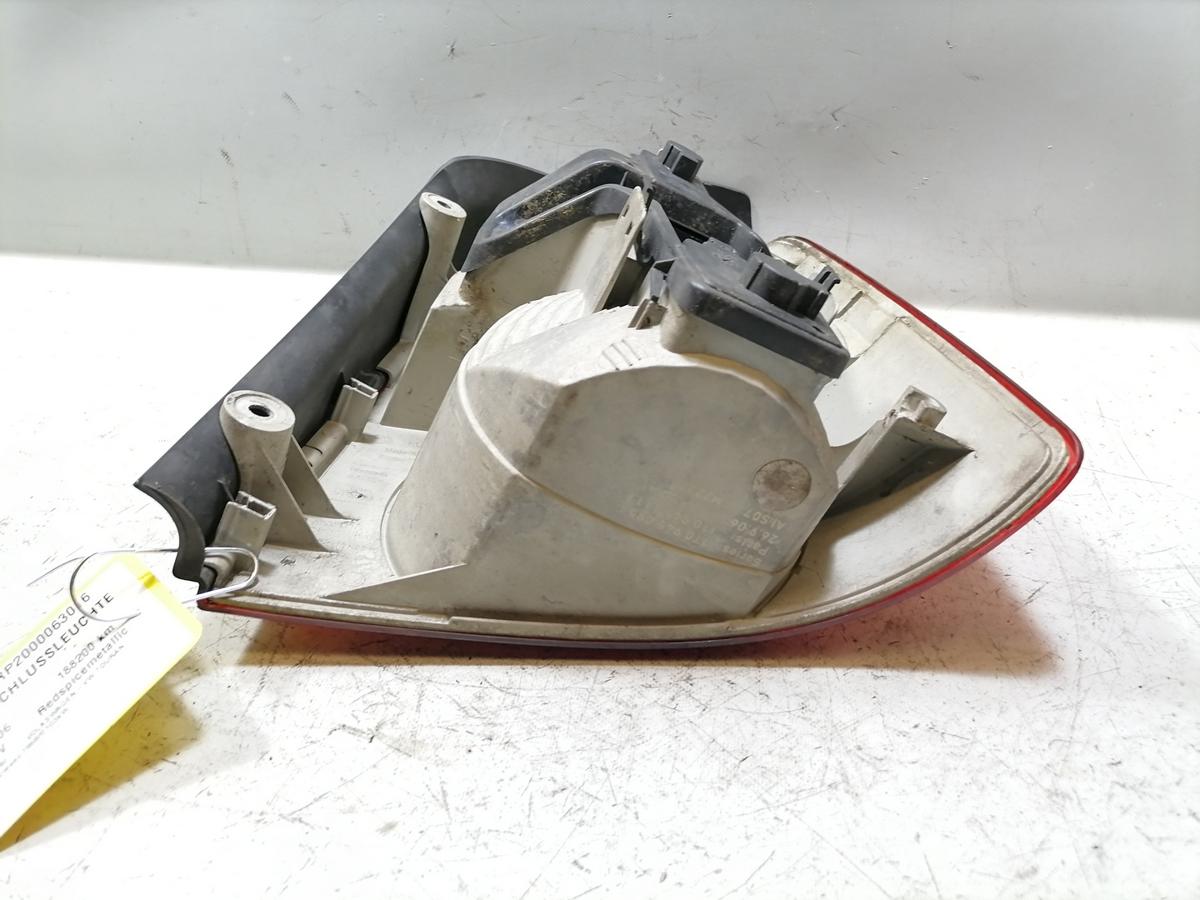 VW Touran 1T original R&uuml;cklicht R&uuml;ckleuchte Schlussleuchte links Bj.2006